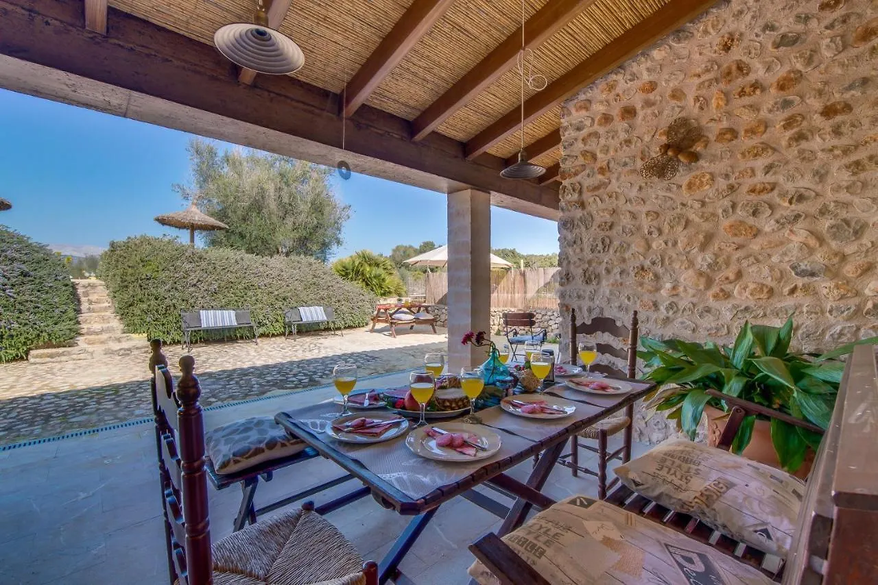 Ses Planes Guest House Buger