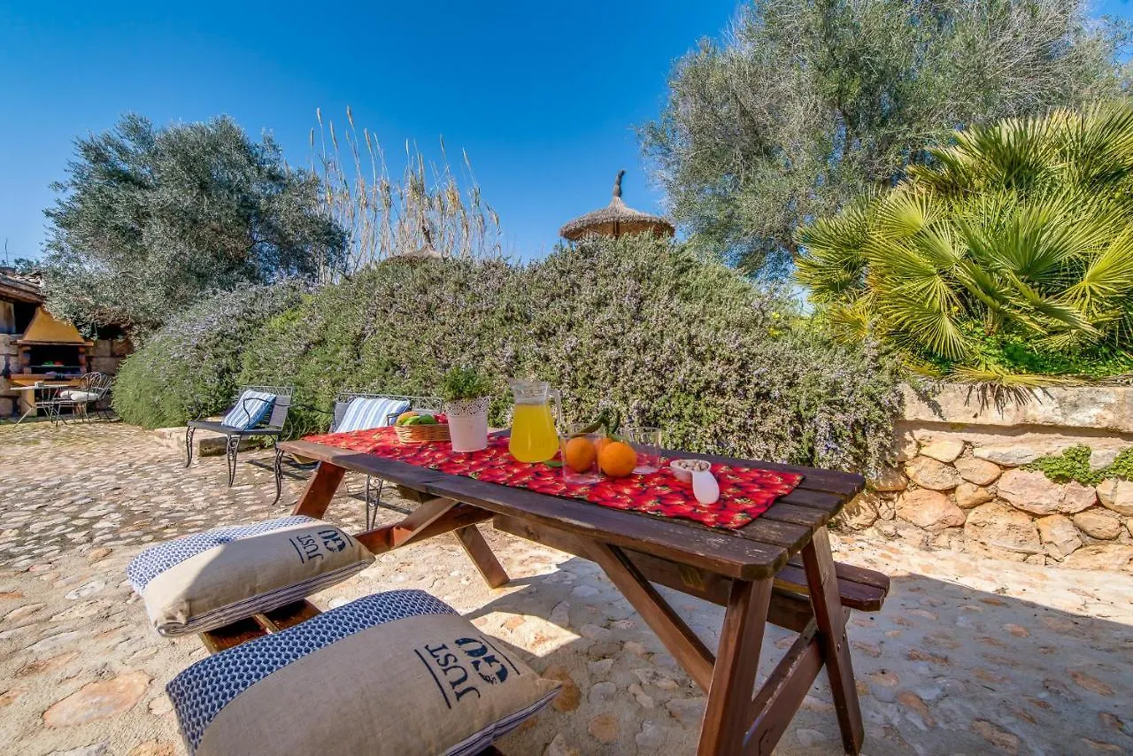 Ses Planes Guest House Buger Country house