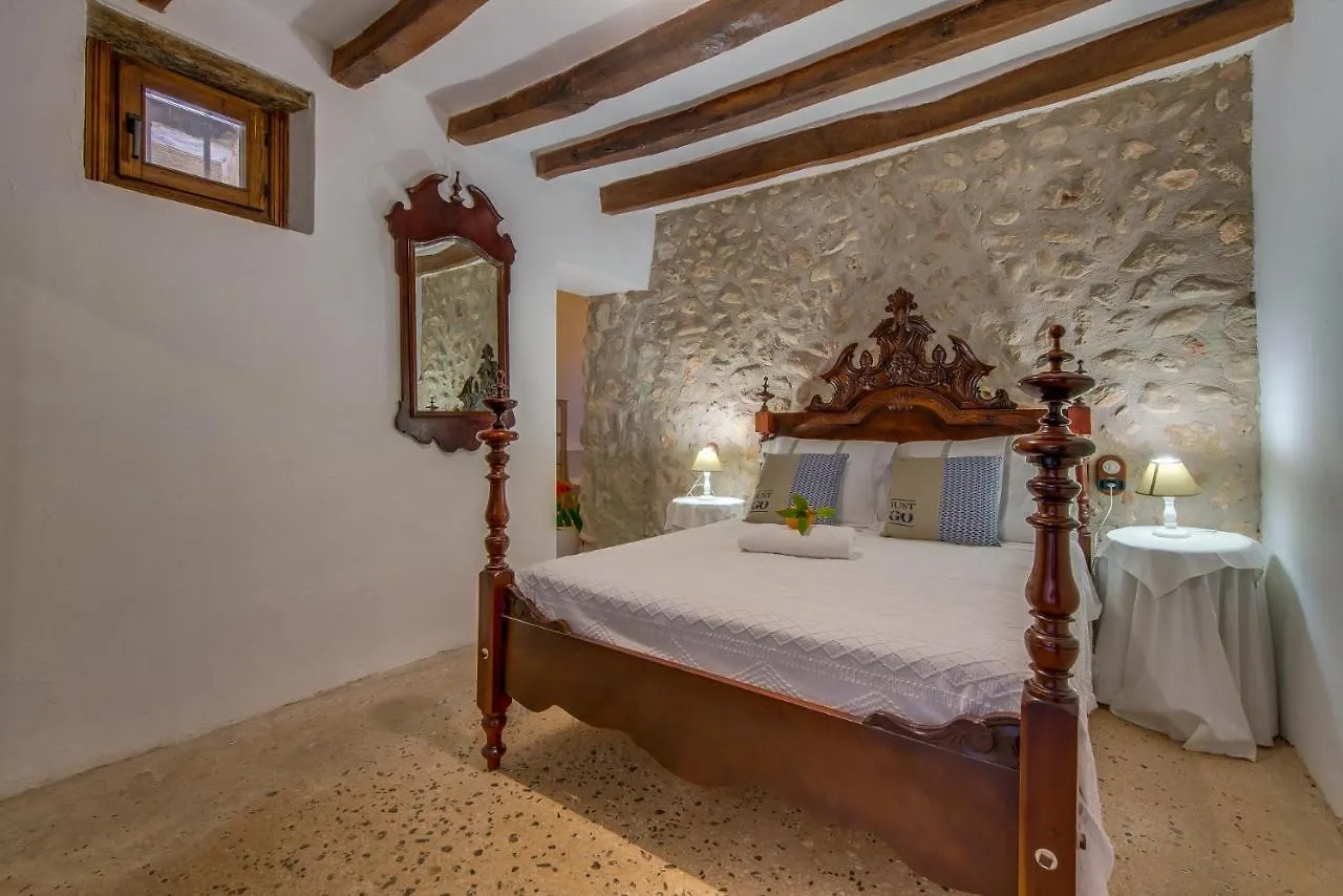 Ses Planes Guest House Buger Country house